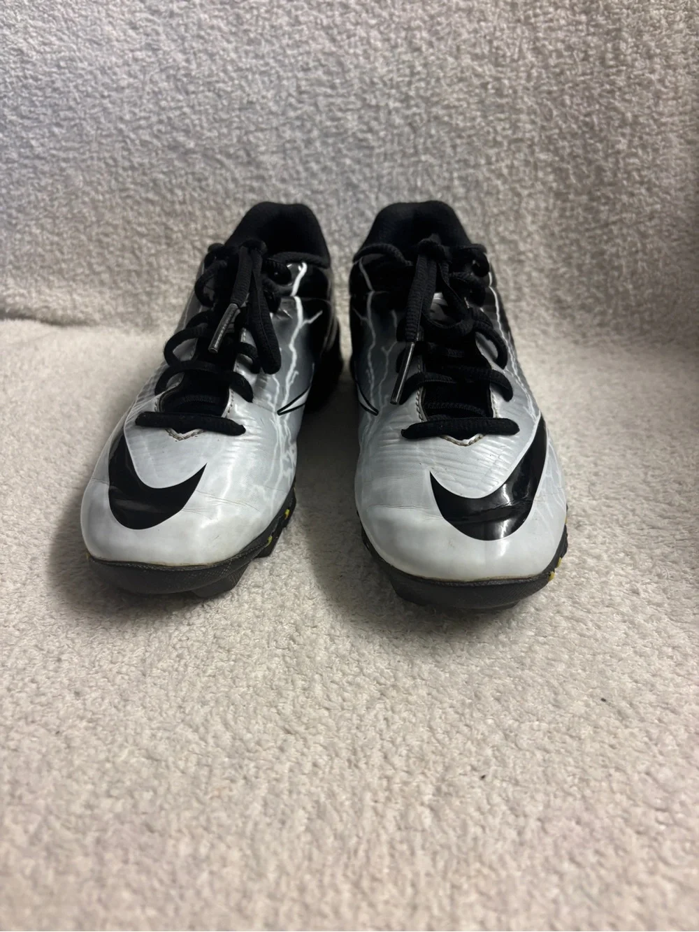 Nike Vapor Lightning football cleats Boys size 1